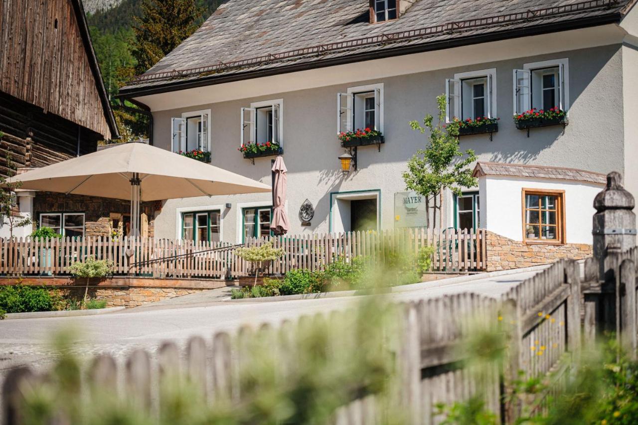 סנט מרטין אם טננגבירגה Mayer - Wirtshaus Und Dorfhotel מראה חיצוני תמונה