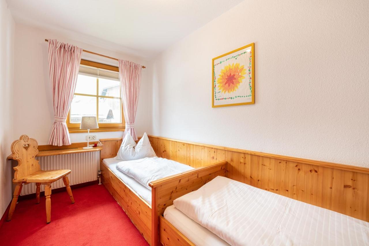 סנט מרטין אם טננגבירגה Mayer - Wirtshaus Und Dorfhotel מראה חיצוני תמונה