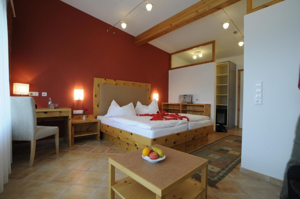 סנט מרטין אם טננגבירגה Mayer - Wirtshaus Und Dorfhotel מראה חיצוני תמונה